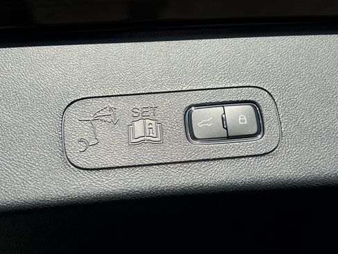 New 2026 Lincoln Aviator AWD image 15