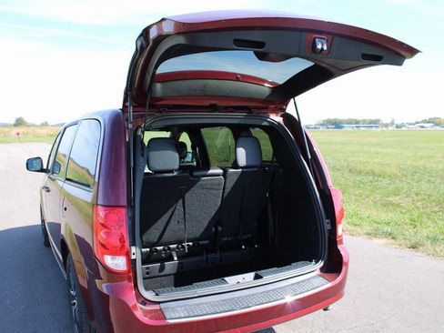 Used 2019 Dodge Grand Caravan GT image 33