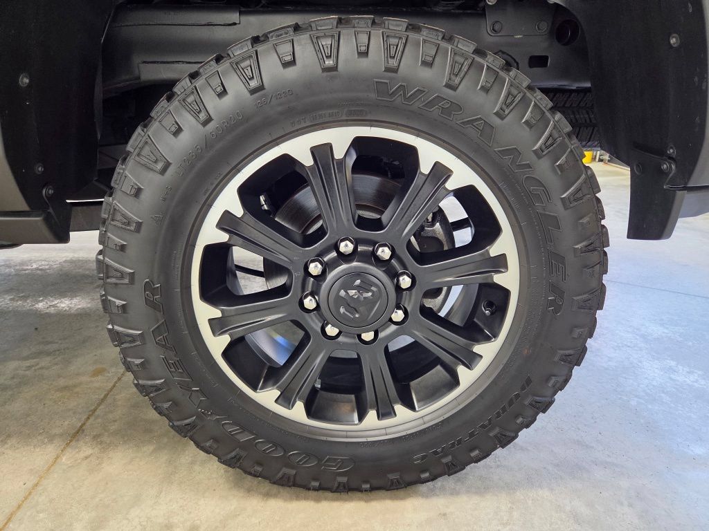 Used 2026 RAM 2500 Warlock AWD/4WD image 17