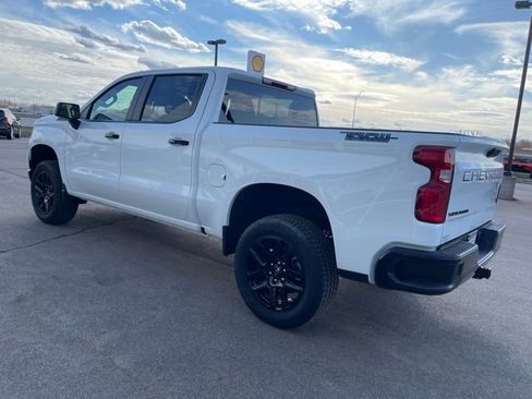 Used 2025 Chevrolet Silverado 1500 LT Trail Boss w/ Dark Appearance Package image 6