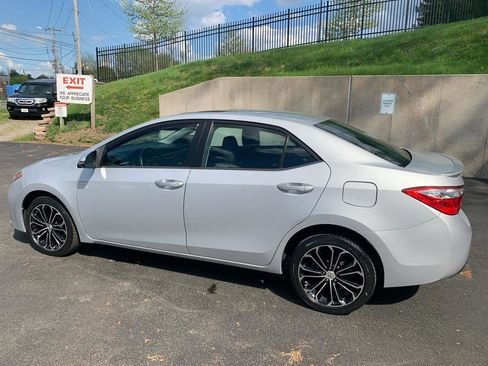 Used 2015 Toyota Corolla S image 3