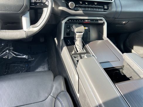 Used 2024 Toyota Tundra Platinum image 22