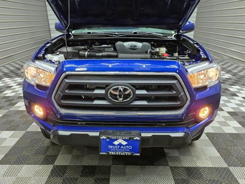 Used 2022 Toyota Tacoma SR5 AWD/4WD image 37