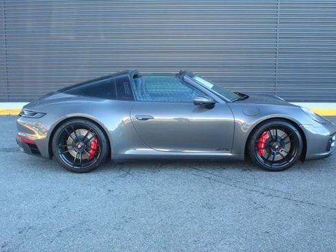 Used 2024 Porsche 911 Targa 4 GTS image 9
