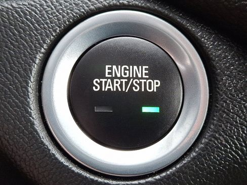 Used 2023 Chevrolet Equinox LT AWD/4WD image 22