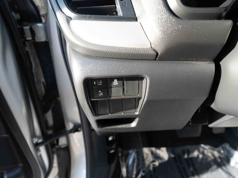 Used 2022 Honda CR-V LX image 11