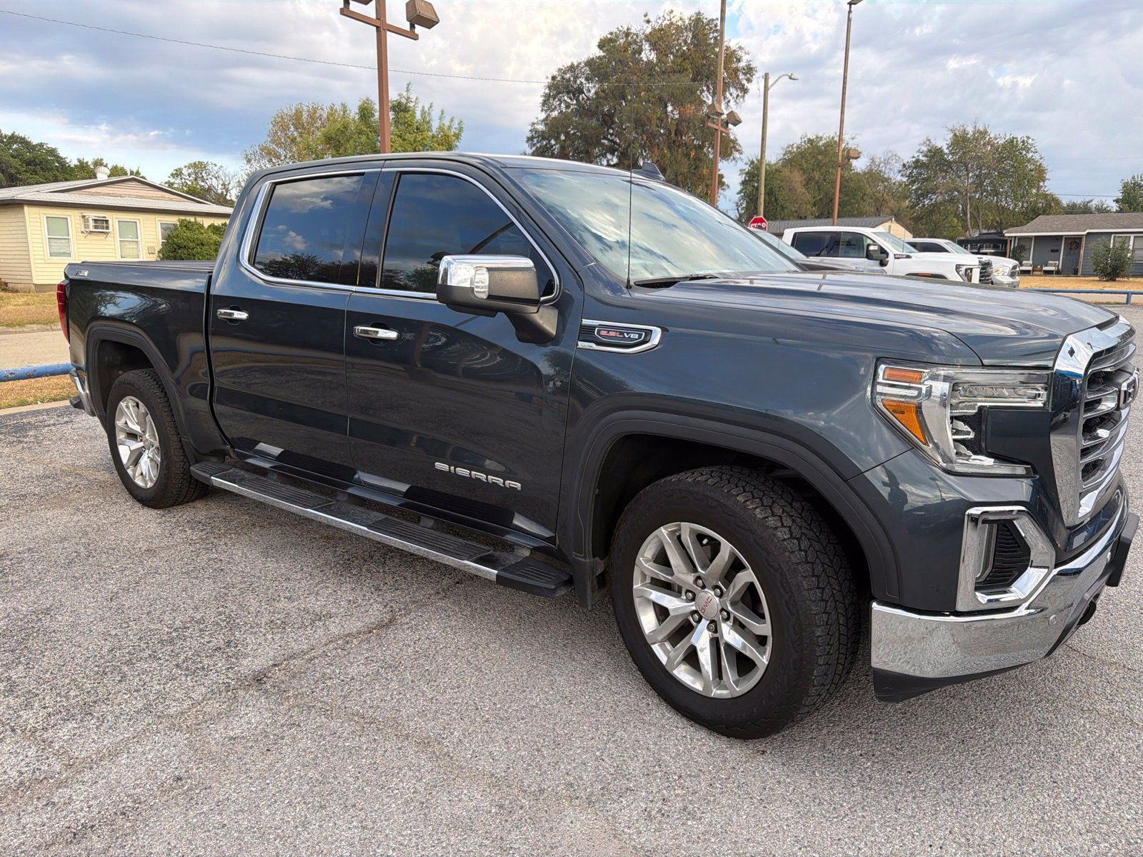 Used 2020 GMC Sierra 1500 SLT w/ SLT Premium Plus Package AWD/4WD image 3