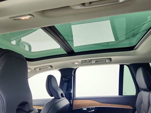 New 2025 Volvo XC90 B6 Plus w/ Protection Package Premier image 22