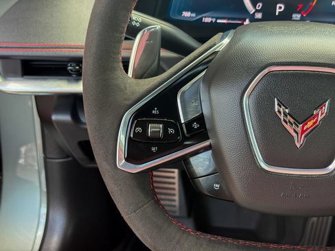 Used 2024 Chevrolet Corvette Stingray Preferred Conv w/ Z51 Performance Package RWD image 35