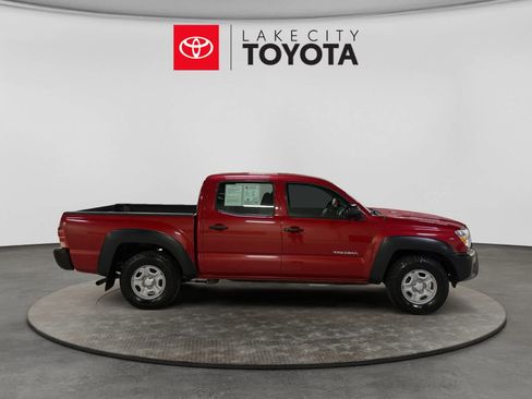 Used 2014 Toyota Tacoma 2WD Double Cab image 11