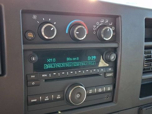 Used 2020 GMC Savana 2500 w/ Communications Package RWD image 17