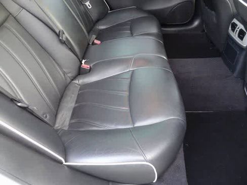 Used 2018 INFINITI Q70 L 3.7 image 14