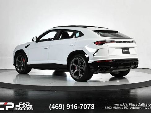 Used 2022 Lamborghini Urus AWD/4WD image 4