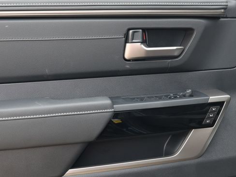 New 2026 Toyota Tundra Limited AWD/4WD image 28