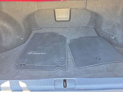 Used 2013 Lexus ES 350 w/ Luxury Pkg image 33