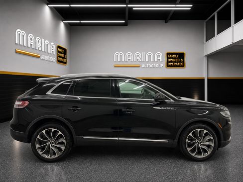 Used 2023 Lincoln Nautilus Reserve AWD/4WD image 13