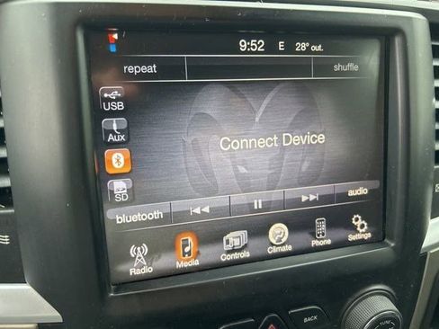 Used 2013 RAM 1500 Outdoorsman image 23