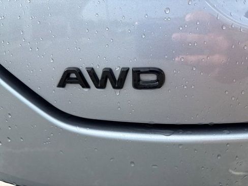 Used 2024 Honda Pilot TrailSport image 9