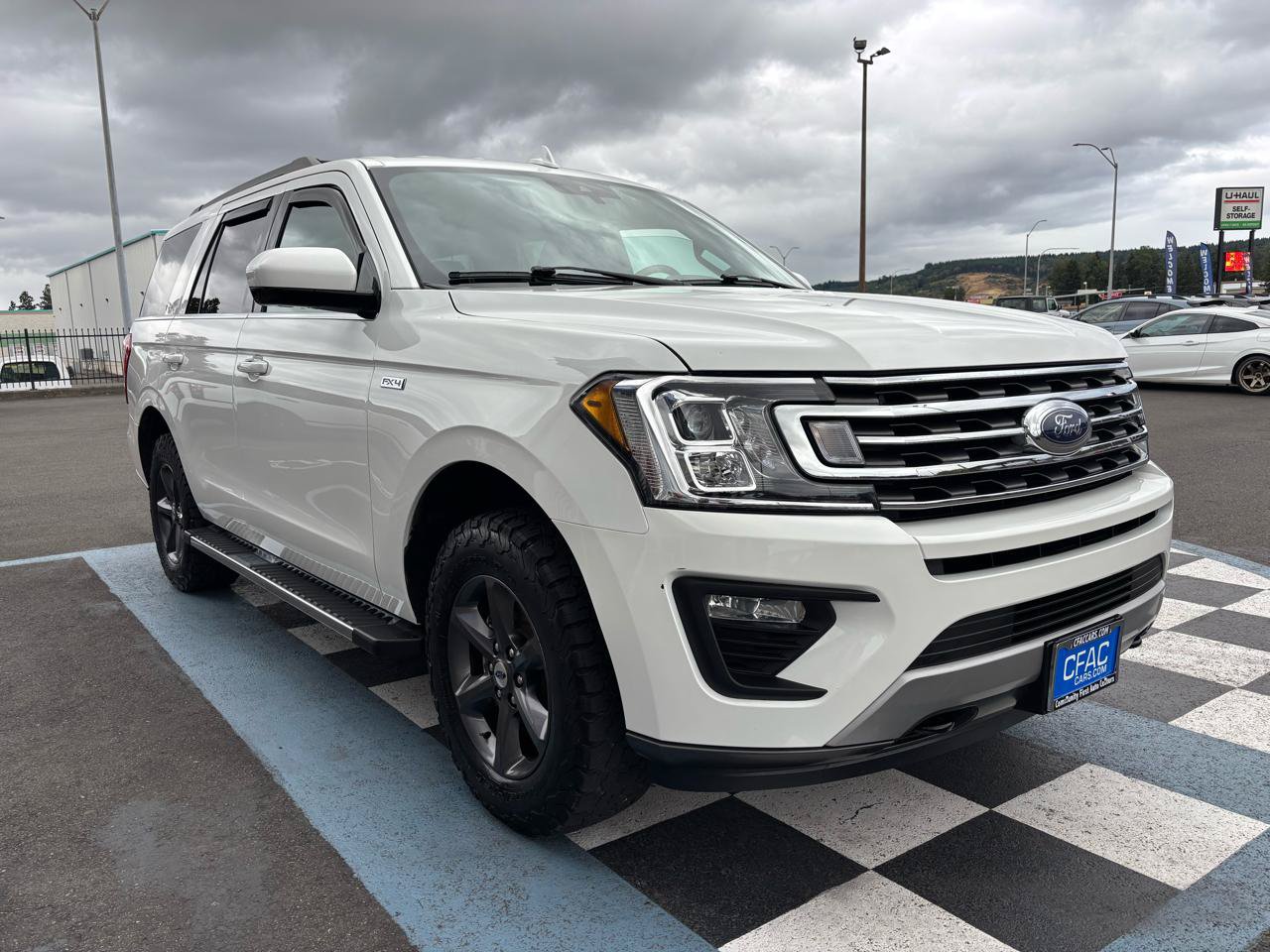Used 2021 Ford Expedition XLT w/ FX4 Off-Road Package AWD/4WD image 8