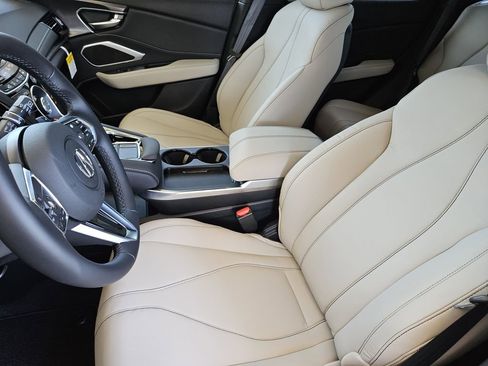 New 2026 Acura RDX SH-AWD image 11