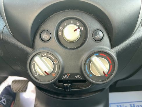 Used 2014 Nissan Versa Note SV w/ SL Package image 15