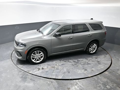 Used 2023 Dodge Durango GT image 37