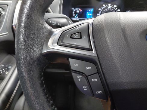 Used 2024 Ford Edge Titanium AWD/4WD image 38