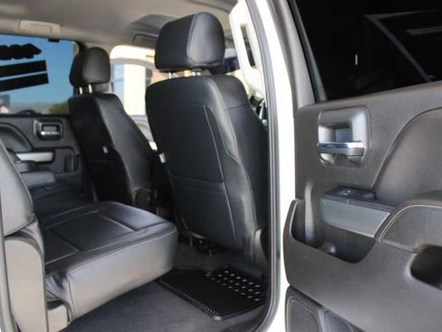 Used 2019 Chevrolet Silverado 2500 LT AWD/4WD image 23