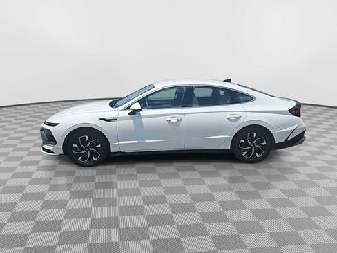 Used 2024 Hyundai Sonata SEL FWD image 5