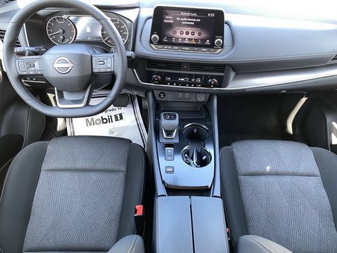 New 2026 Nissan Rogue SV FWD image 17