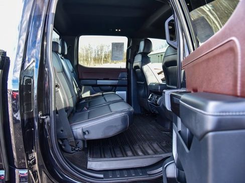 Used 2021 Ford F150 Lariat w/ Equipment Group 502A High image 11