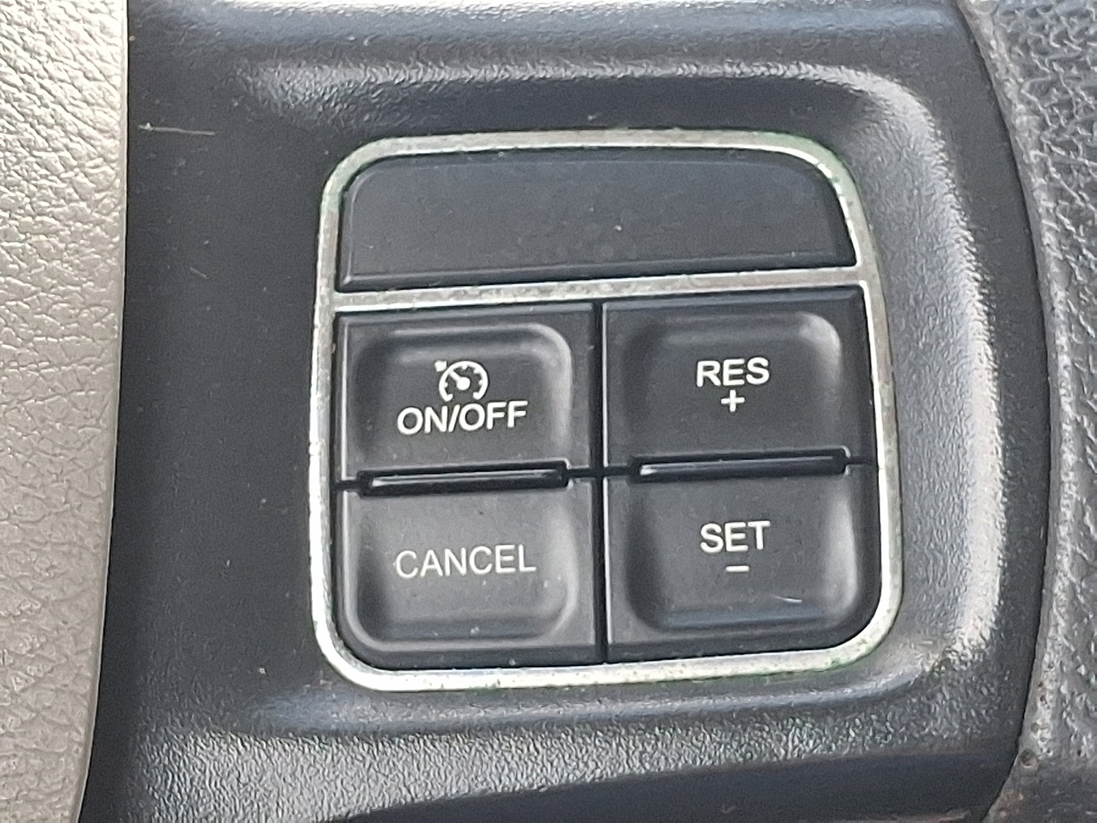 Used 2012 RAM 5500 4x4 Regular Cab w/ PWR & Remote Entry Group image 20