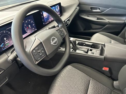 New 2026 Nissan Sentra SV image 9