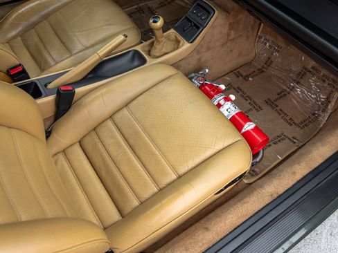 Used 1991 Porsche 911 Carrera RWD image 44