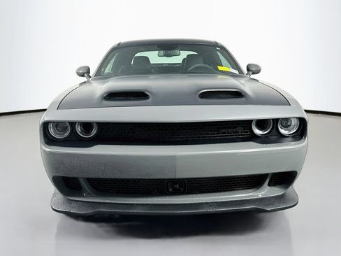 Used 2023 Dodge Challenger SRT Hellcat RWD image 2