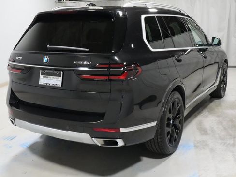 Used 2023 BMW X7 xDrive40i w/ Premium Package image 19