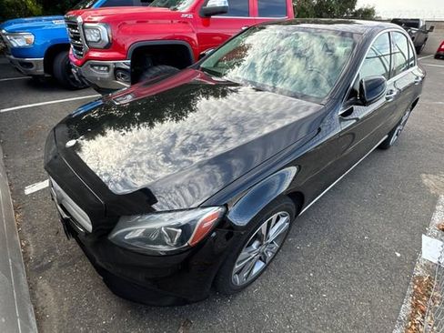 Used 2016 Mercedes-Benz C 300 4MATIC Sedan image 7