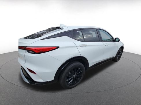 Used 2025 Buick Envista Sport Touring image 8