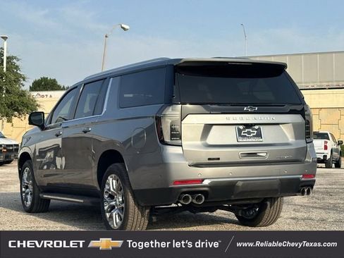 New 2026 Chevrolet Suburban Premier AWD/4WD image 4