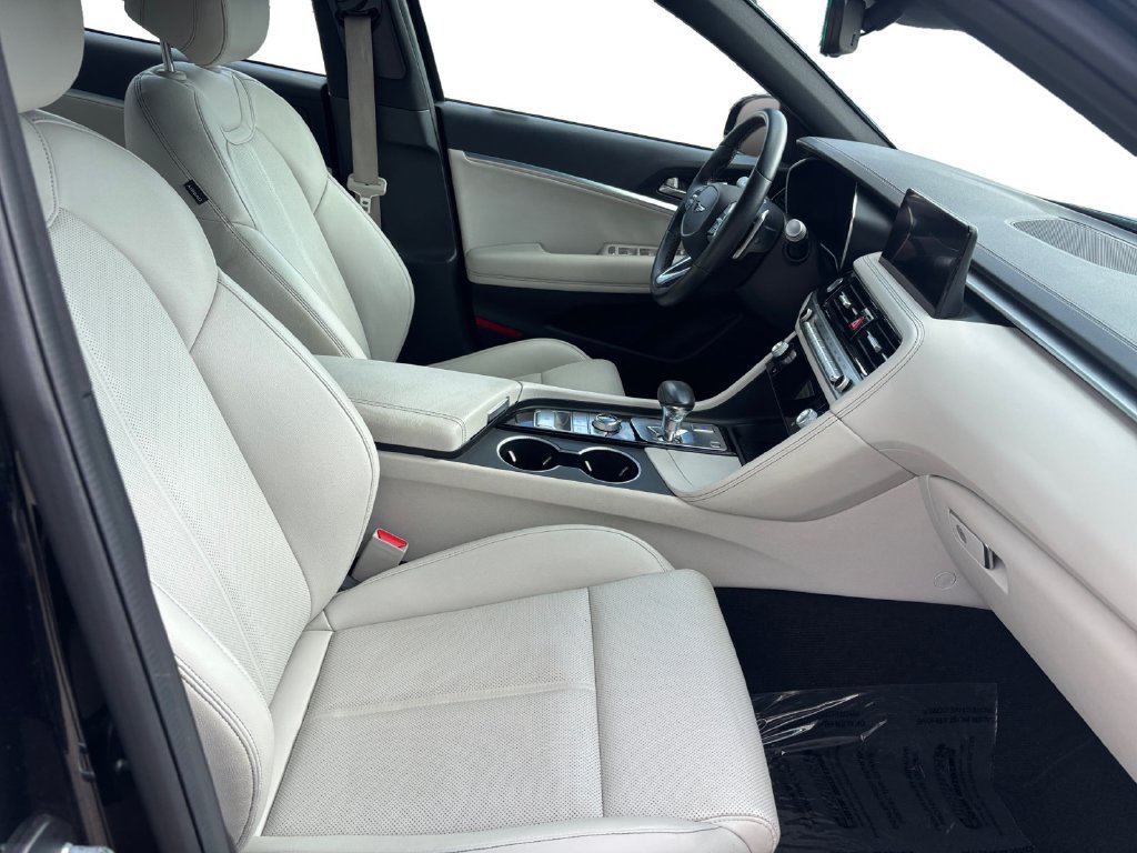 Used 2024 Genesis G70 2.5T RWD image 15