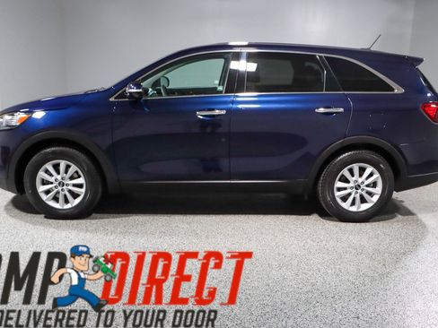 Used 2020 Kia Sorento LX FWD image 10