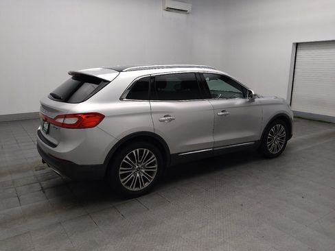 Used 2016 Lincoln MKX Reserve w/ Luxury Package FWD image 10