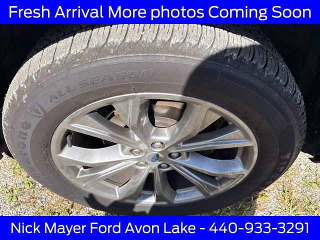 Used 2021 Ford Explorer Limited w/ Equipment Group 301A AWD/4WD image 17