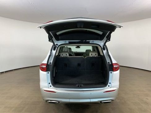 Used 2018 Buick Enclave Premium w/ Experience Buick Package image 12