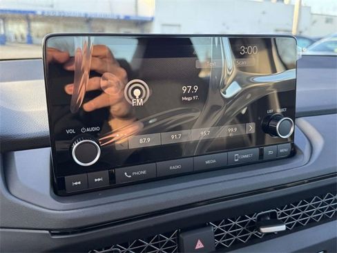 New 2025 Honda Accord SE image 22