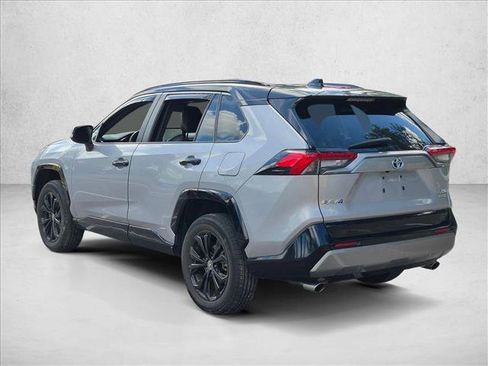 Used 2023 Toyota RAV4 XSE AWD/4WD image 7