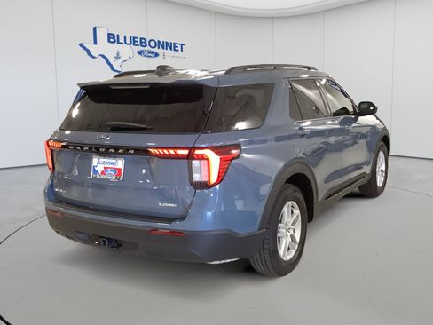 Certified 2026 Ford Explorer Active RWD image 5