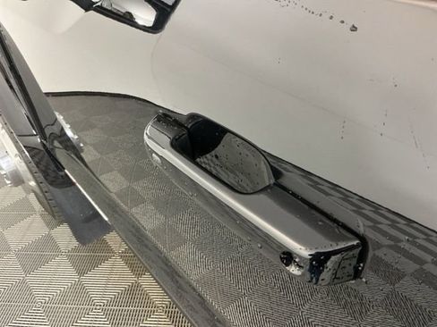 Certified 2025 Ford F450 Platinum w/ FX4 Off-Road Package image 14