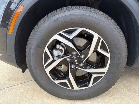 Used 2024 Kia Sportage LX image 10