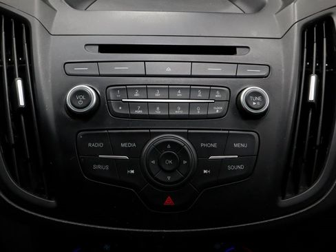 Certified 2017 Ford Escape SE image 30